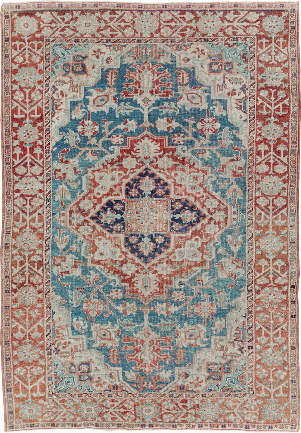 Antique Persian Heriz Accent Rug, No.29770 - Galerie Shabab