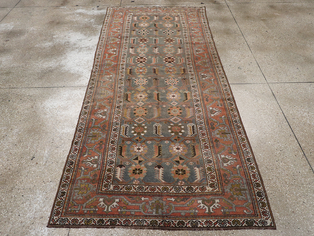 Antique Persian Kurd Rug, No.29771 - Galerie Shabab