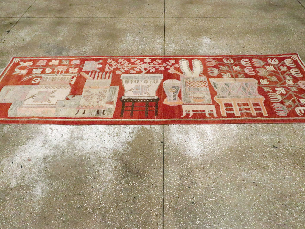 Vintage East Turkestan Pictorial Khotan Runner, No.29780 - Galerie Shabab