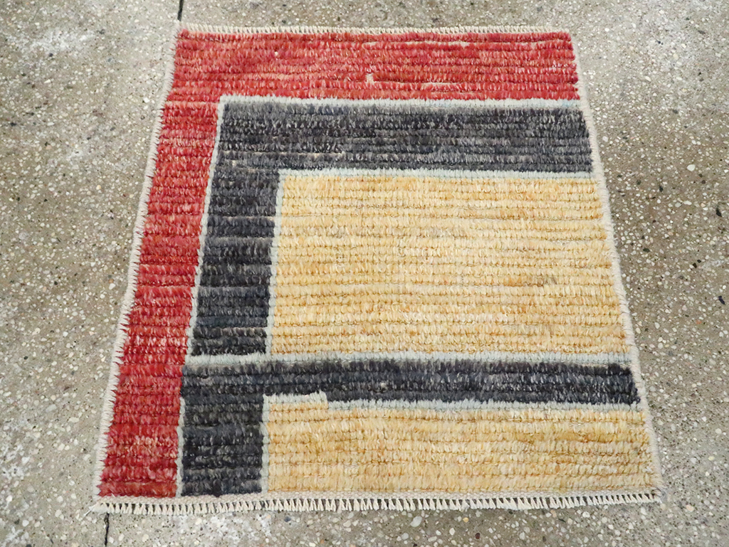 Contemporary Turkish Tulu Square Throw Rug (Pair: 1 of 2), No.29782 - Galerie Shabab