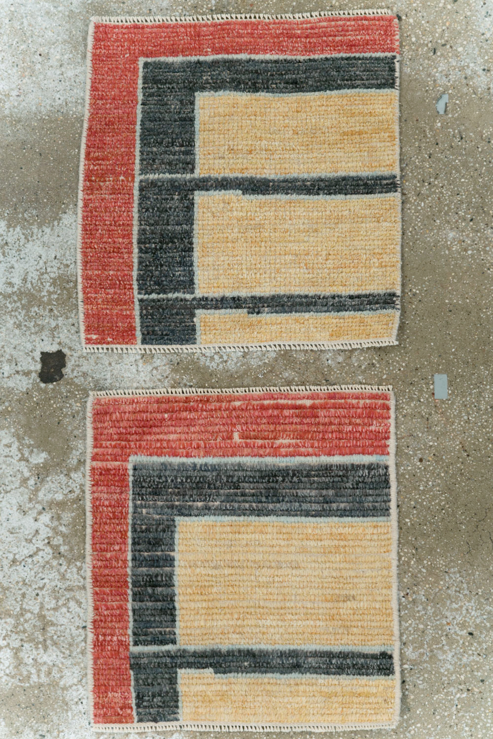 Contemporary Turkish Tulu Square Throw Rug (Pair: 1 of 2), No.29782 - Galerie Shabab