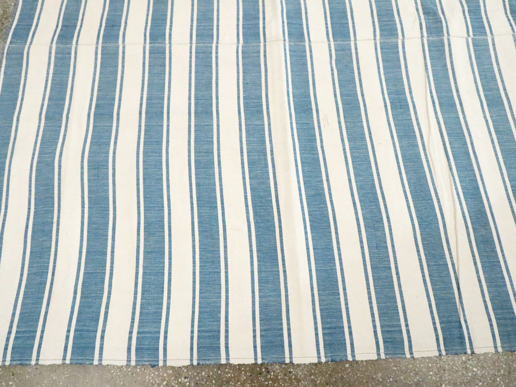 Modern Turkish Flatweave Room Size Carpet, No.29784 - Galerie Shabab