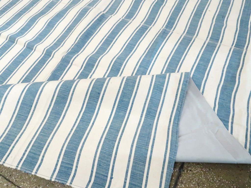 Modern Turkish Flatweave Room Size Carpet, No.29784 - Galerie Shabab