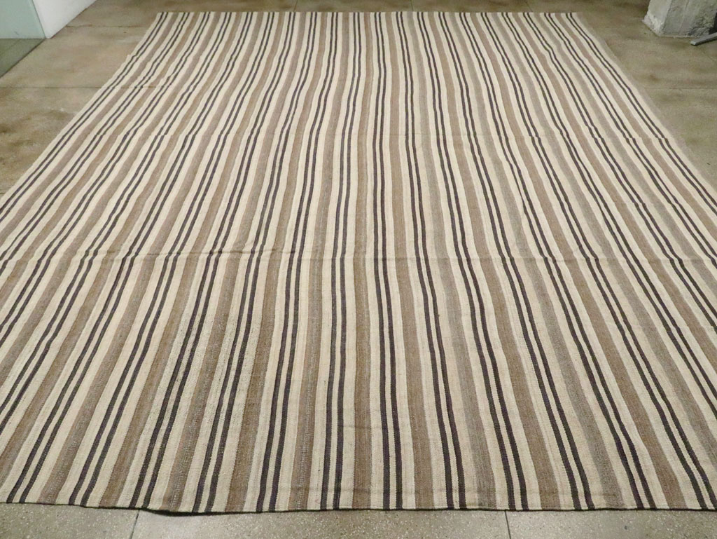 Contemporary Turkish Flatweave Kilim Oversize Carpet, No.29785 - Galerie Shabab