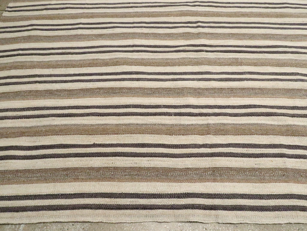 Contemporary Turkish Flatweave Kilim Oversize Carpet, No.29785 - Galerie Shabab