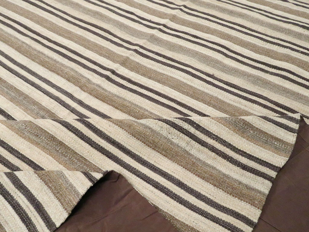 Contemporary Turkish Flatweave Kilim Oversize Carpet, No.29785 - Galerie Shabab