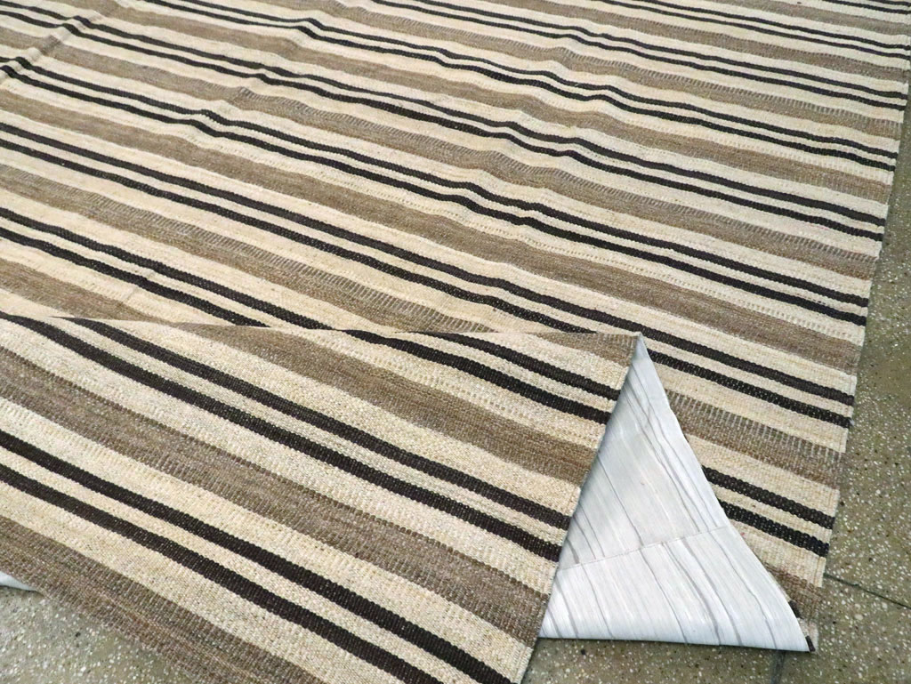 Modern Turkish Oversize Flatweave, No.29787 - Galerie Shabab