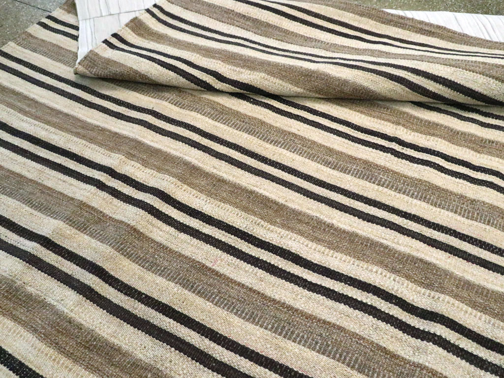 Modern Turkish Oversize Flatweave, No.29787 - Galerie Shabab