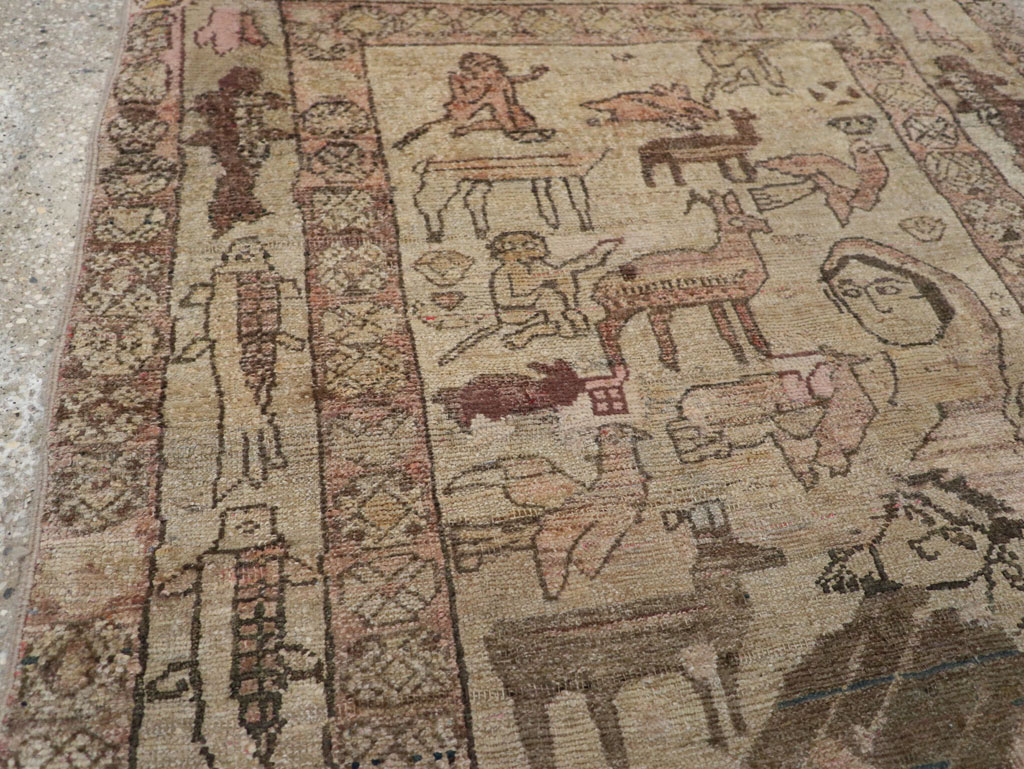 Antique Persian Malayer Pictorial Rug, No.29795 - Galerie Shabab