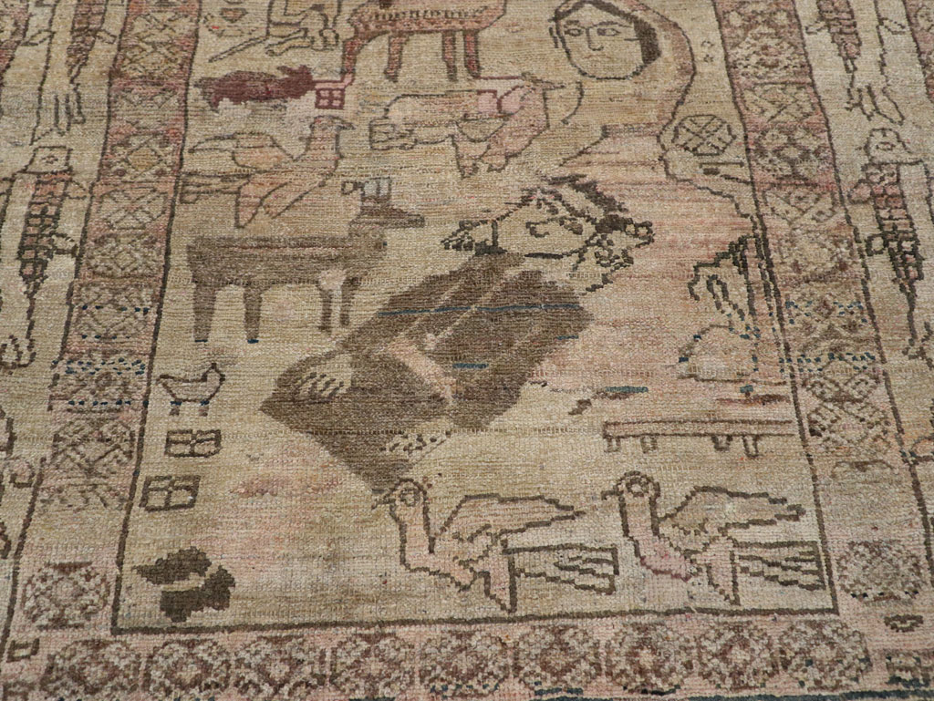 Antique Persian Malayer Pictorial Rug, No.29795 - Galerie Shabab
