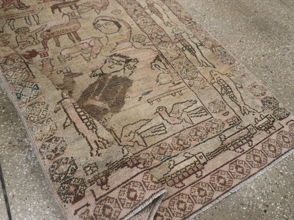 Antique Persian Malayer Pictorial Rug, No.29795 - Galerie Shabab