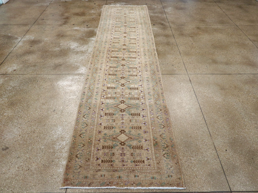 Vintage Northwest Persian Runner, No.29798 - Galerie Shabab