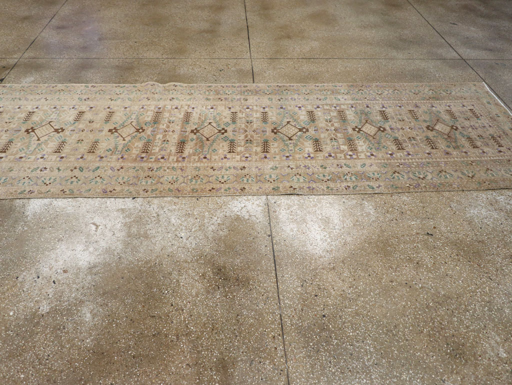 Vintage Northwest Persian Runner, No.29798 - Galerie Shabab