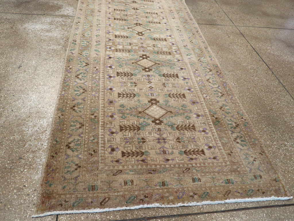 Vintage Northwest Persian Runner, No.29798 - Galerie Shabab