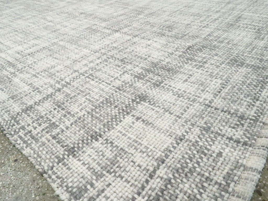 Contemporary Turkish Flatweave Kilim Room Size Carpet, No.29802 - Galerie Shabab