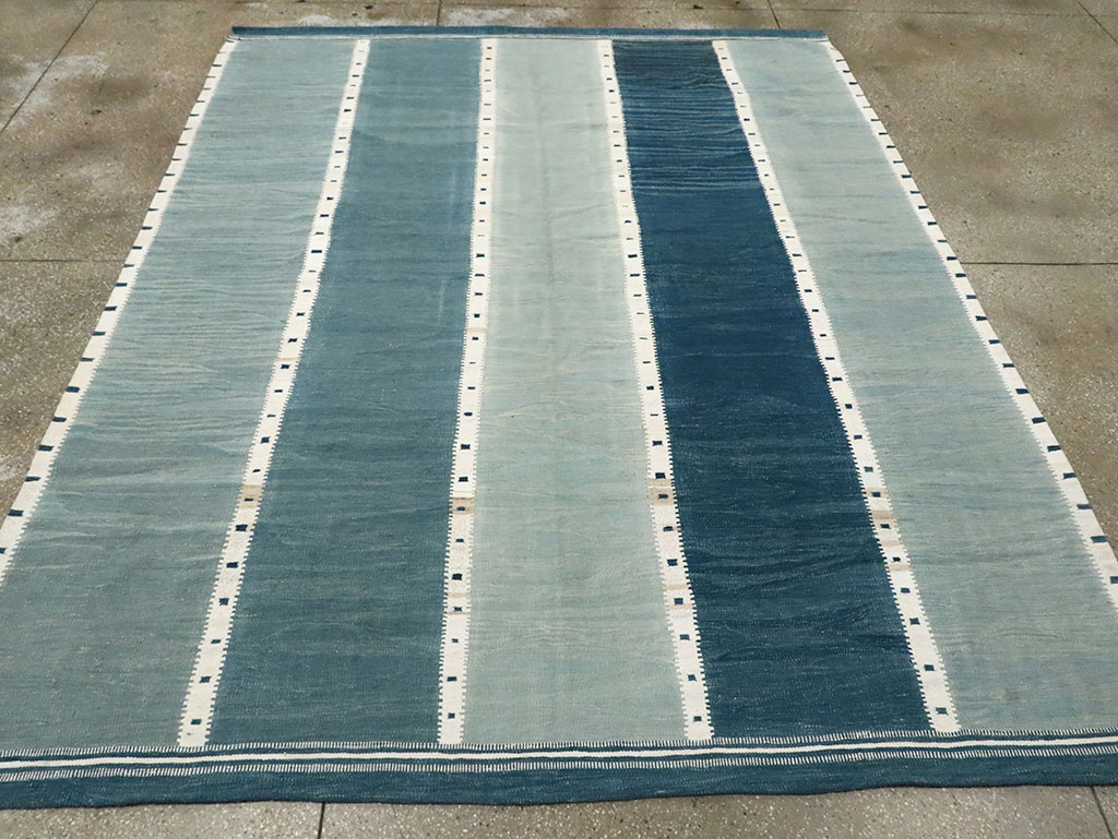 Swedish Inspired Contemporary Turkish Flat-Weave Kilim, No.29804 - Galerie Shabab