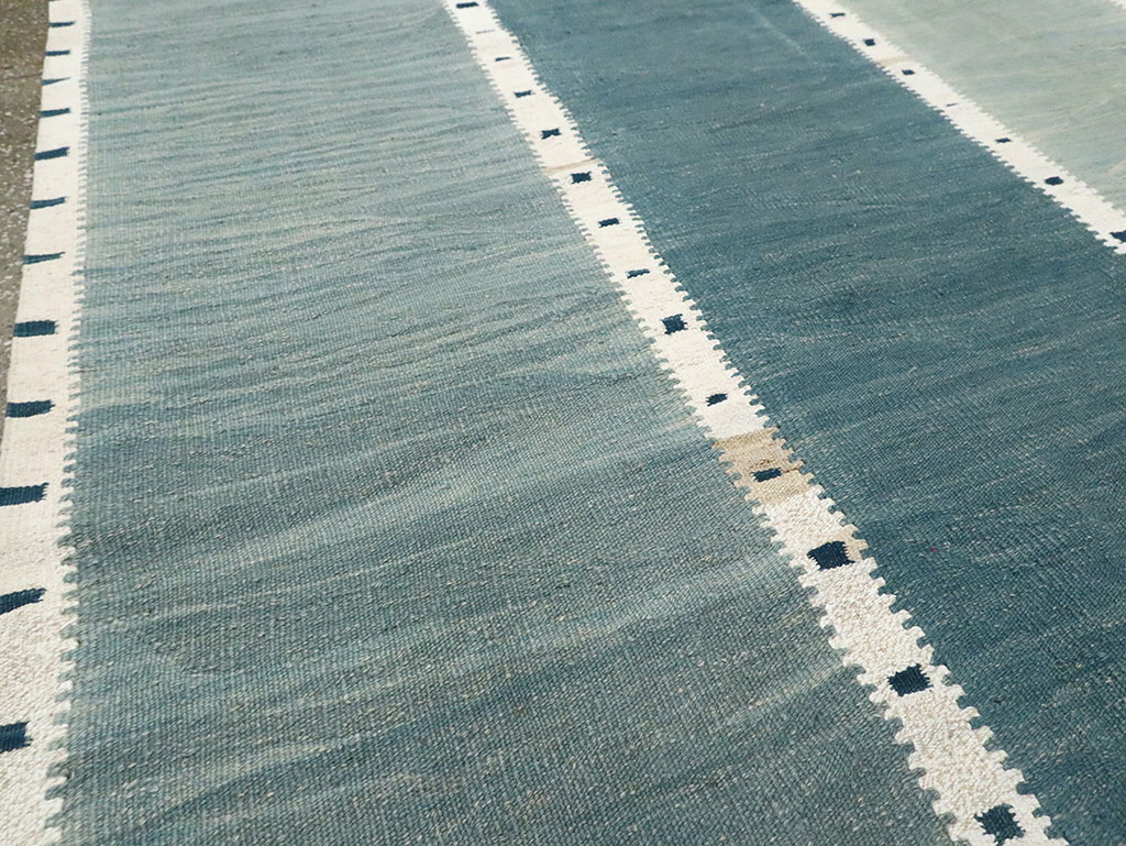 Swedish Inspired Contemporary Turkish Flat-Weave Kilim, No.29804 - Galerie Shabab