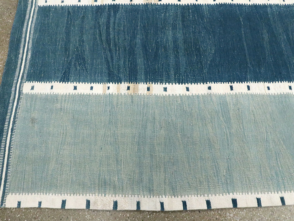 Swedish Inspired Contemporary Turkish Flat-Weave Kilim, No.29804 - Galerie Shabab