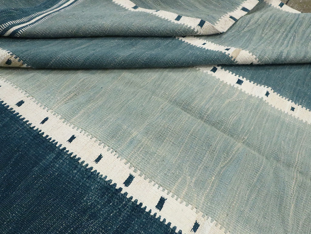 Swedish Inspired Contemporary Turkish Flat-Weave Kilim, No.29804 - Galerie Shabab