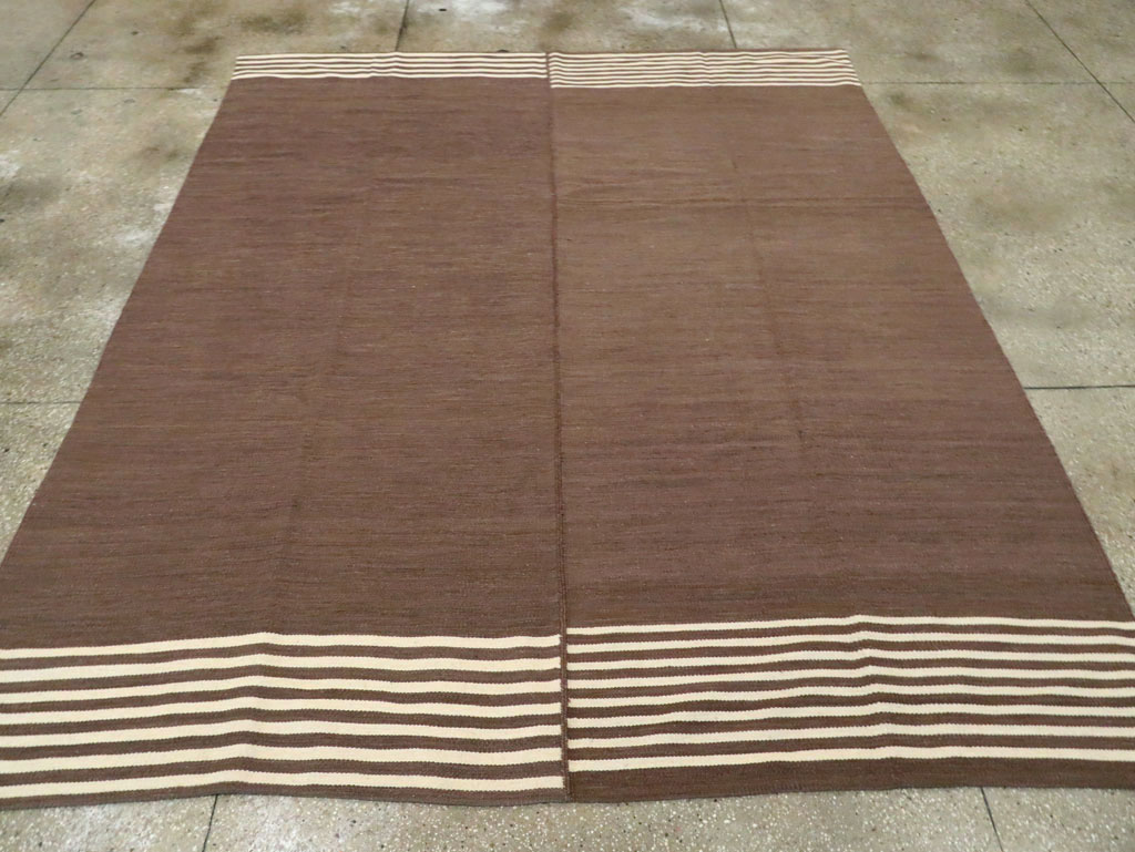 Contemporary Turkish Flatweave Kilim Room Size Carpet, No.29811 - Galerie Shabab