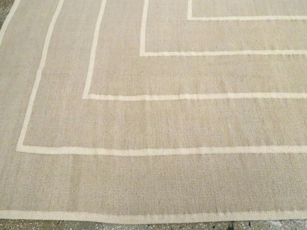 Contemporary Turkish Flatweave, No.29813 - Galerie Shabab