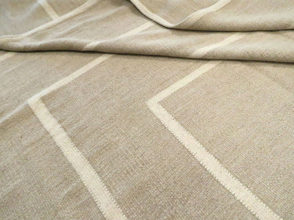 Contemporary Turkish Flatweave, No.29813 - Galerie Shabab