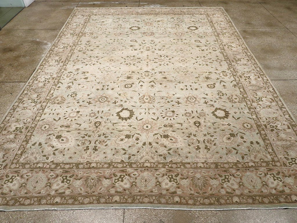Antique Persian Tabriz Room Size Carpet, No.29819 - Galerie Shabab
