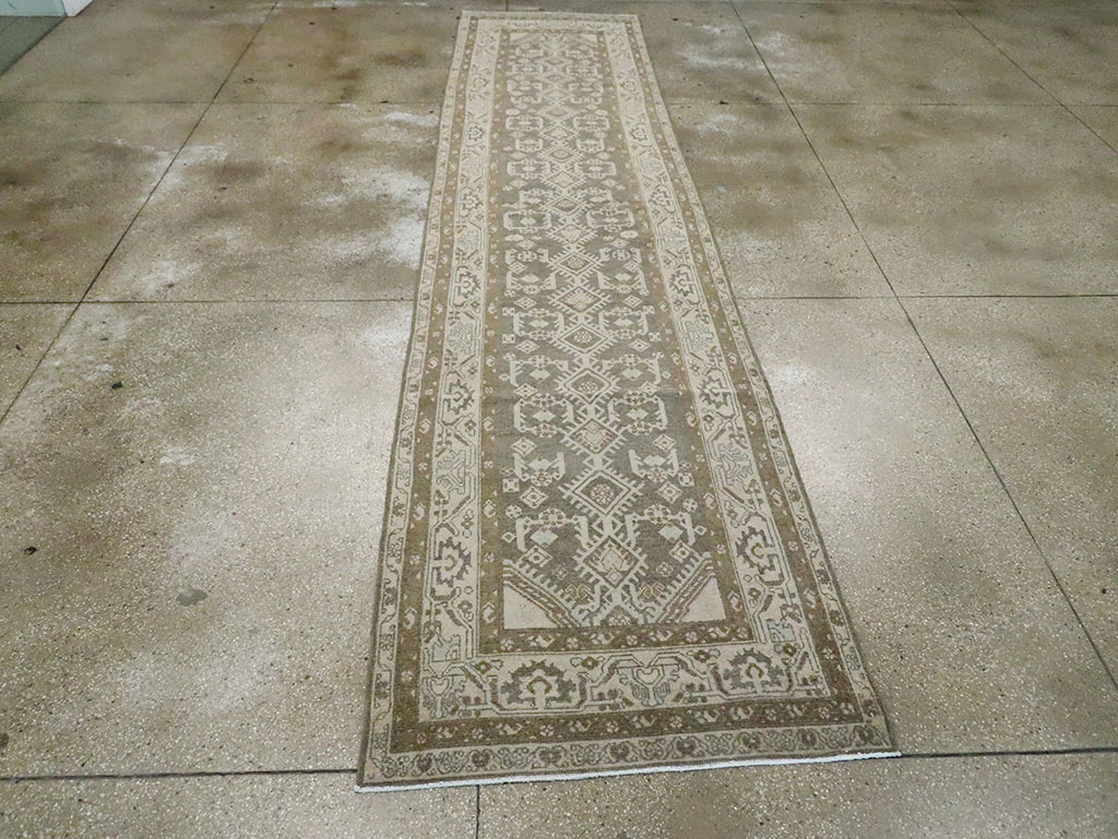 Vintage Persian Malayer Long Runner, No.29820 - Galerie Shabab