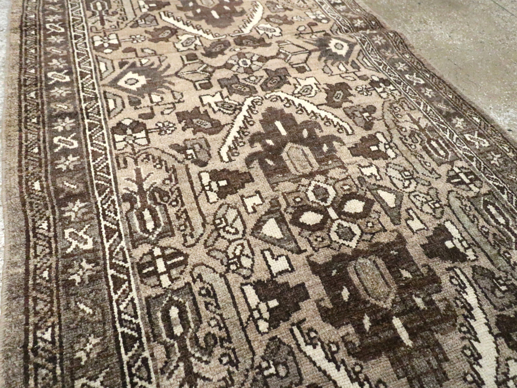 Vintage Persian Malayer Runner, No.29830 - Galerie Shabab