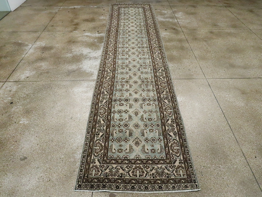 Vintage Persian Malayer Runner, No.29834 - Galerie Shabab