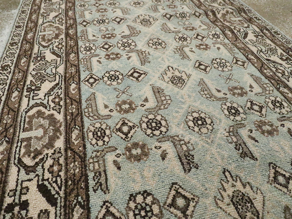 Vintage Persian Malayer Runner, No.29834 - Galerie Shabab
