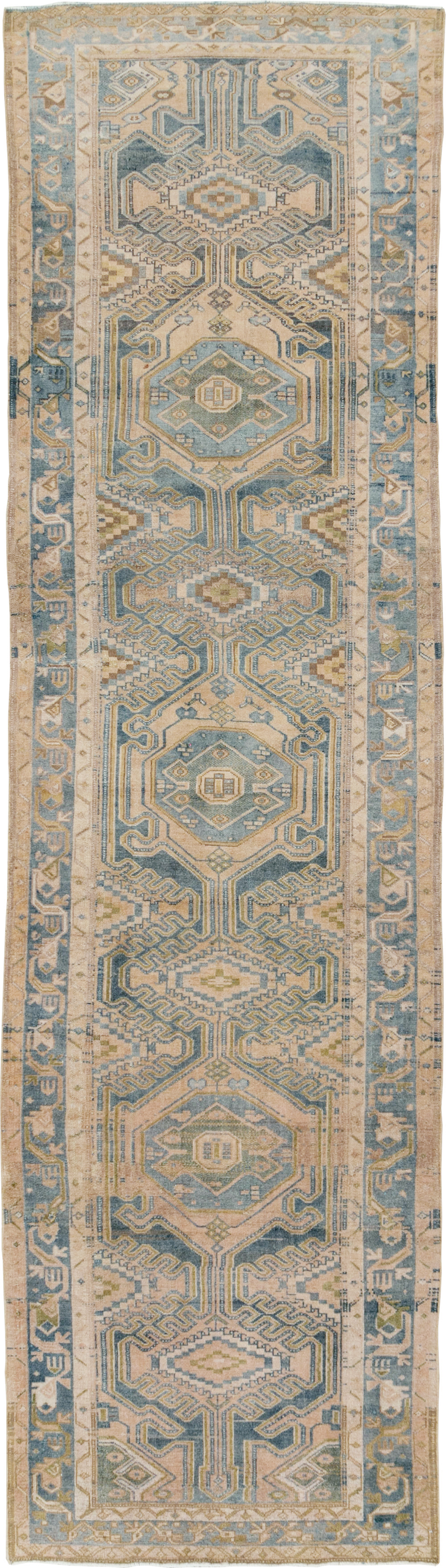 Vintage Persian Malayer Runner, No.29837 - Galerie Shabab