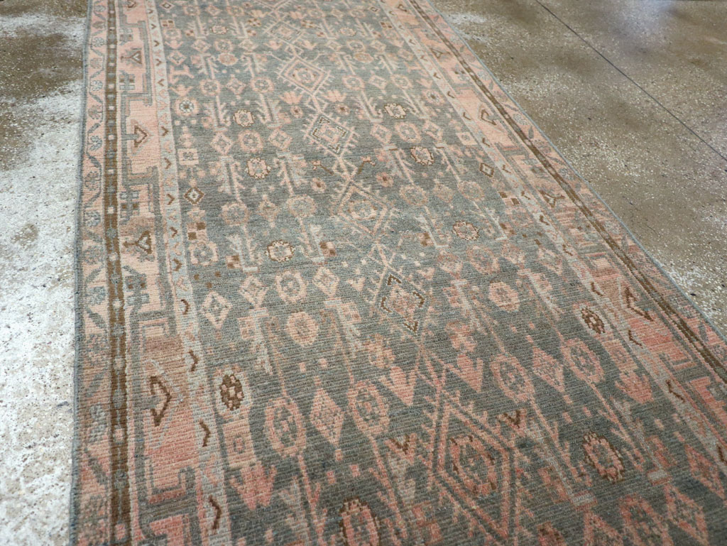 Vintage Persian Malayer Runner, No.29841 - Galerie Shabab