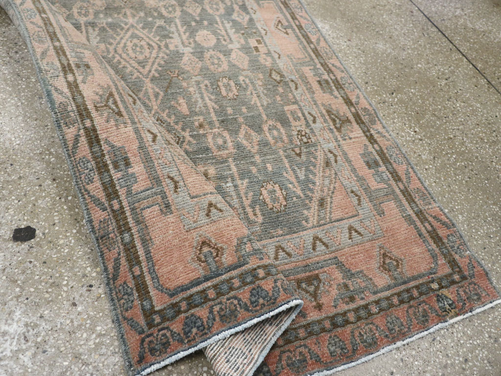 Vintage Persian Malayer Runner, No.29841 - Galerie Shabab