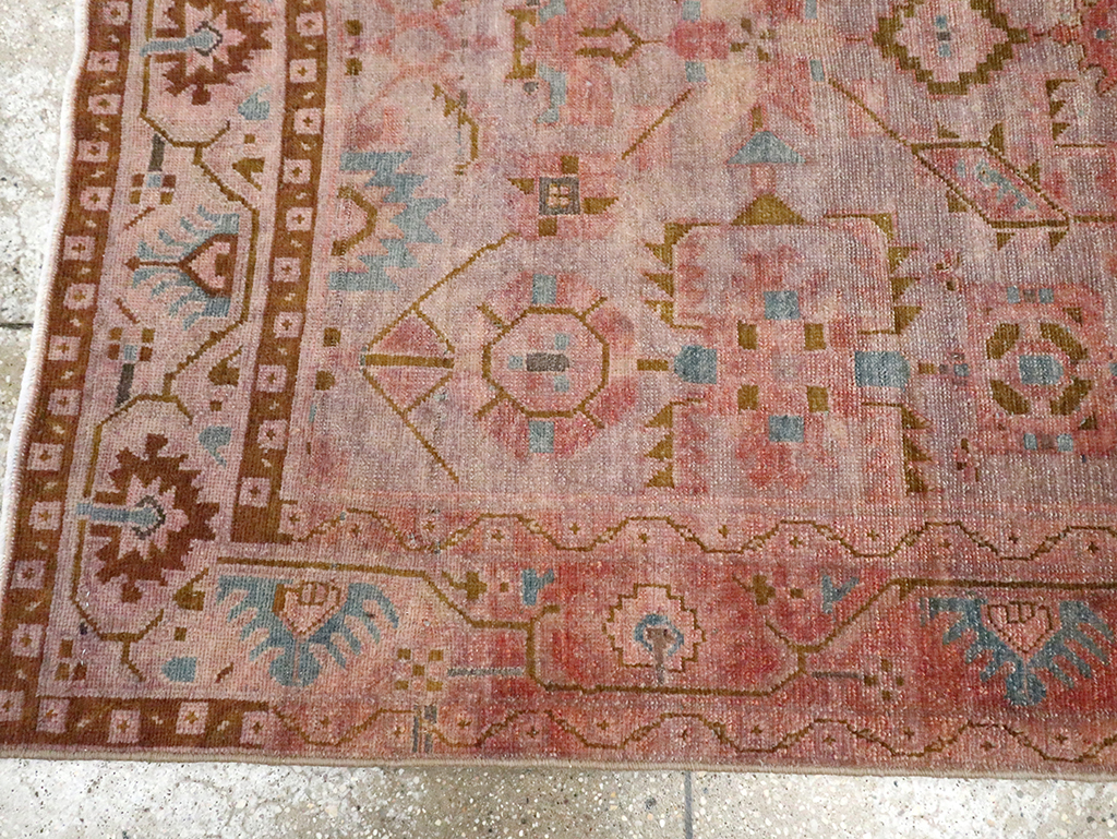 Vintage Persian Malayer Accent Rug, No.29843 - Galerie Shabab