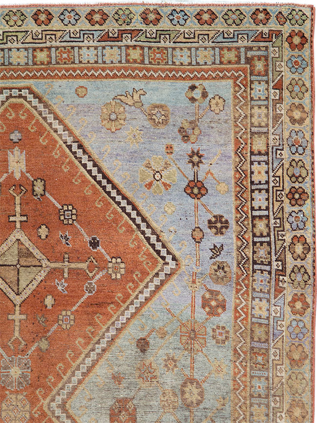 Vintage Persian Shiraz Rug, No.29847 - Galerie Shabab