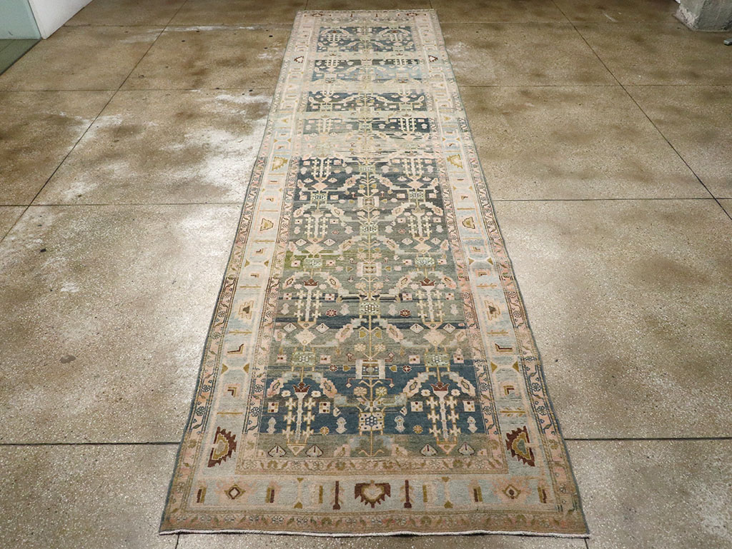 Antique Persian Malayer Wide Gallery Runner, No.29850 - Galerie Shabab