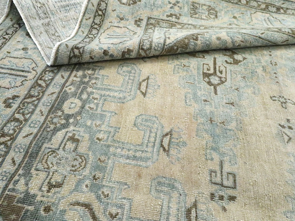 Vintage Persian Veece Accent Carpet, No.29852 - Galerie Shabab
