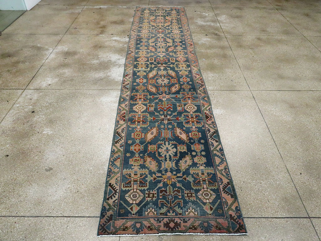 Vintage Persian Malayer Long Runner, No.29854 - Galerie Shabab