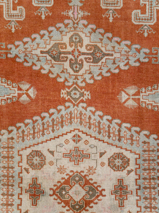 Vintage Persian Veece Carpet, No.29855 - Galerie Shabab