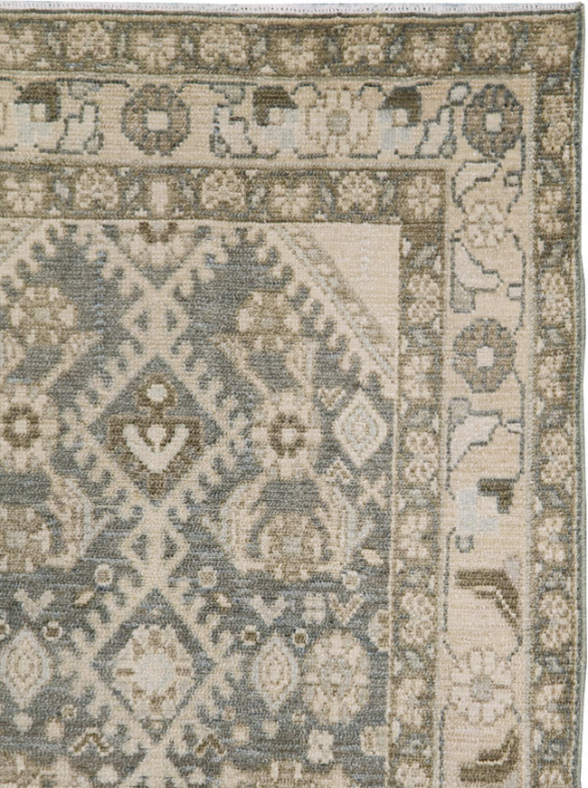 Vintage Persian Malayer Small Runner, No.29862 - Galerie Shabab
