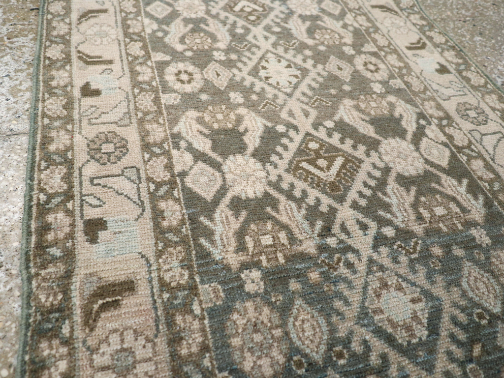 Vintage Persian Malayer Small Runner, No.29862 - Galerie Shabab