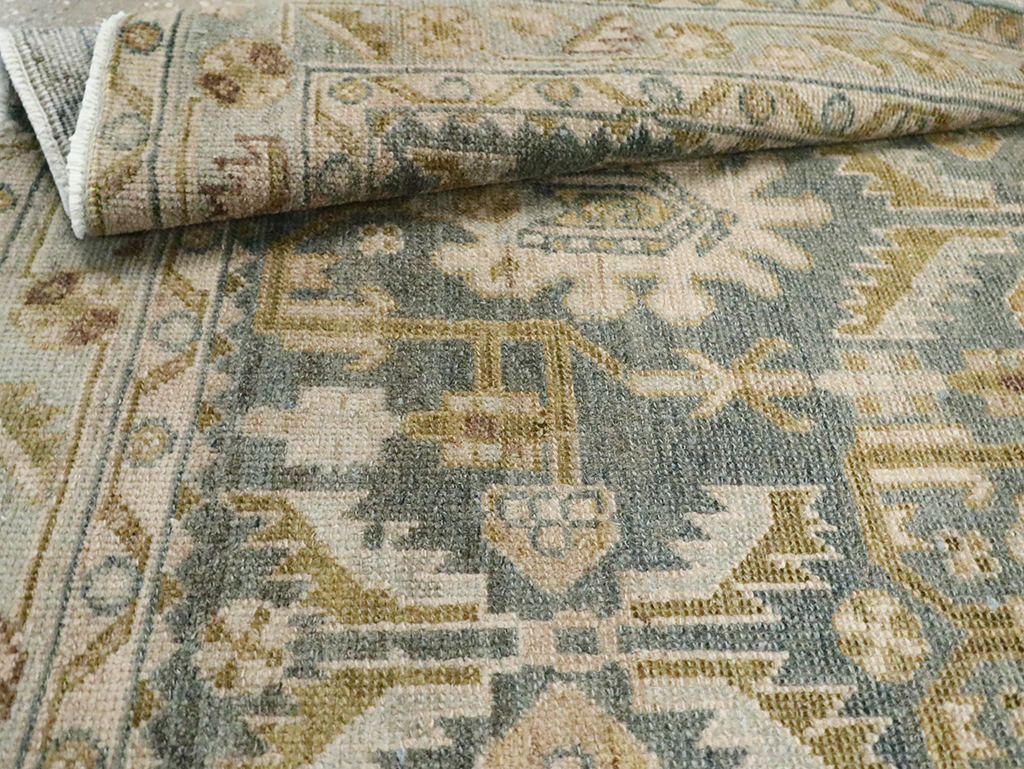 Vintage Persian Malayer Throw Rug, No.29867 - Galerie Shabab