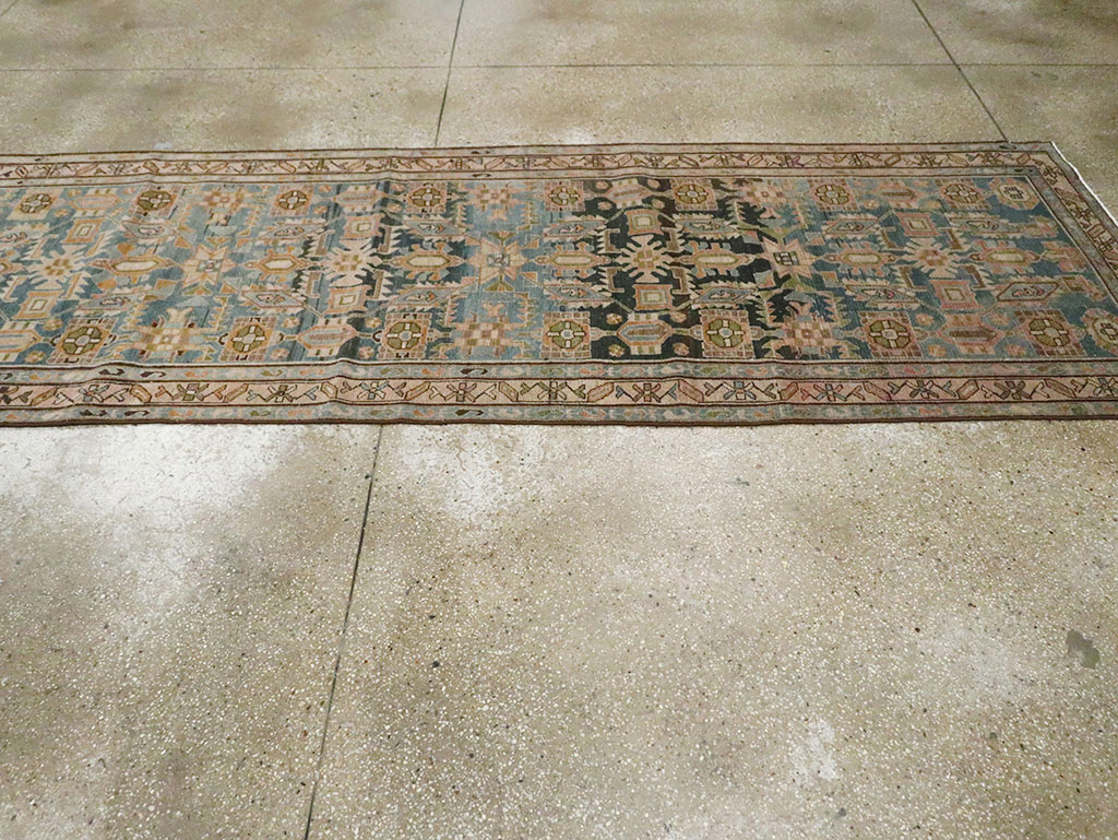 Vintage Persian Malayer Runner, No.29870 - Galerie Shabab