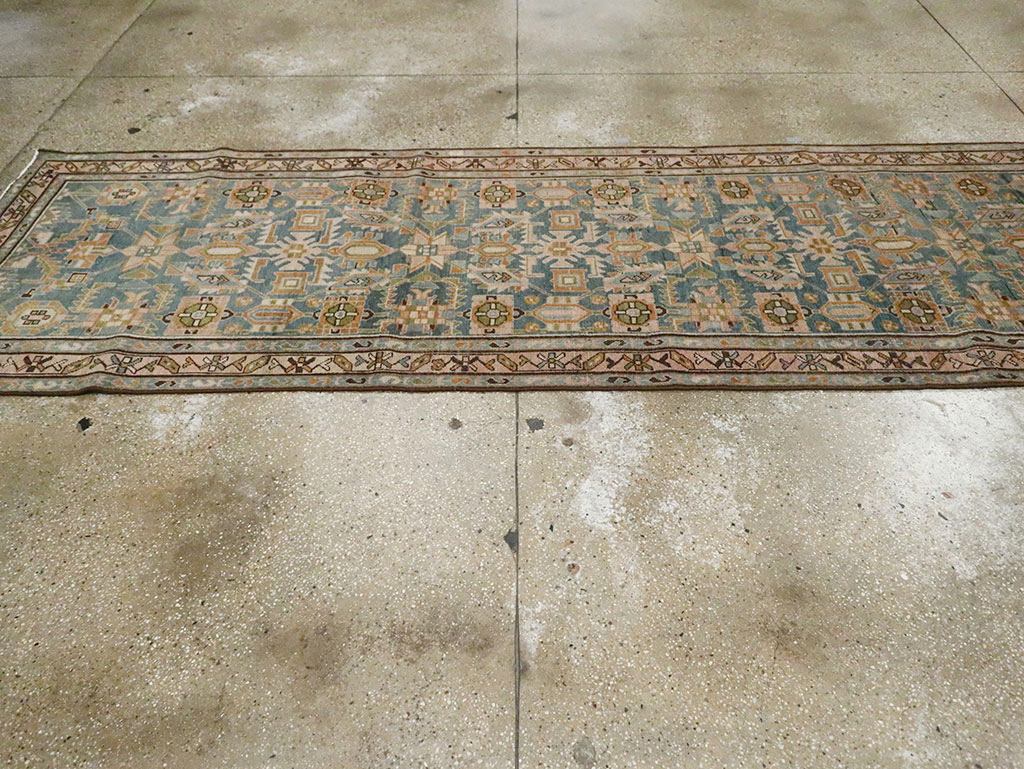 Vintage Persian Malayer Runner, No.29870 - Galerie Shabab