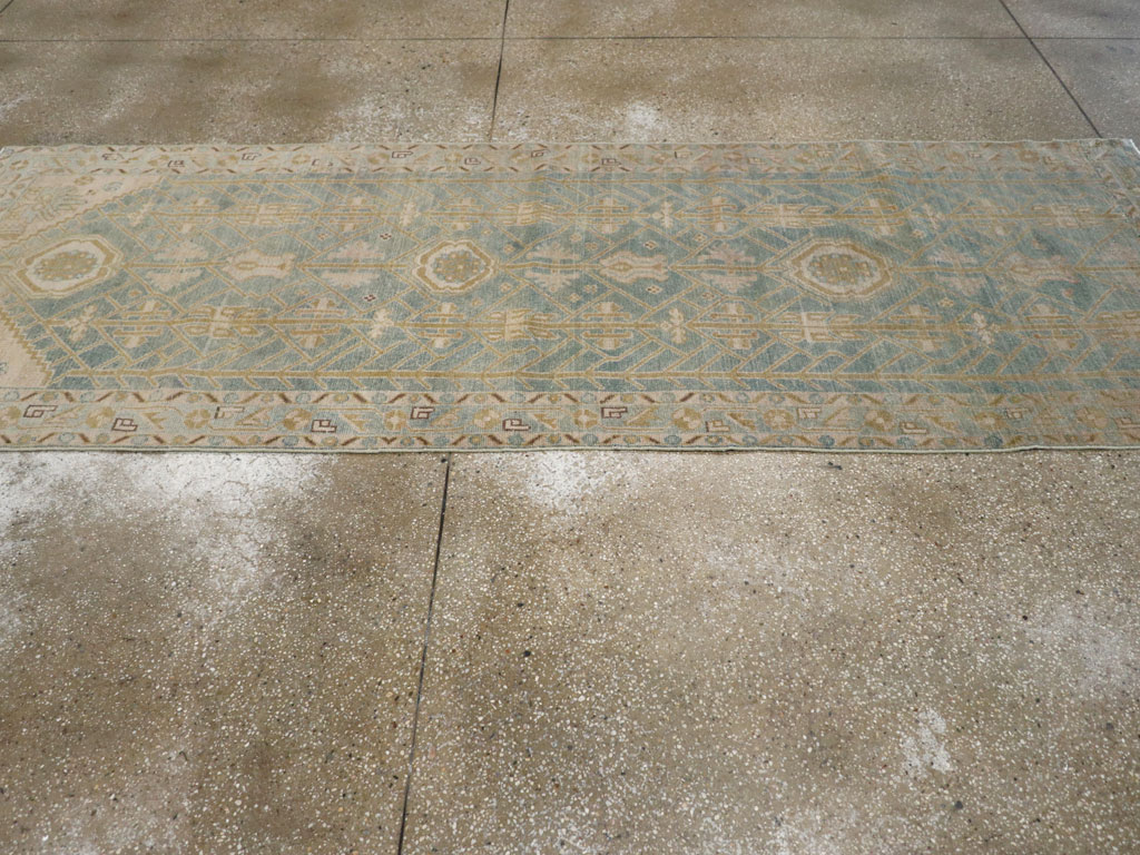 Vintage Persian Malayer Runner, No.29882 - Galerie Shabab