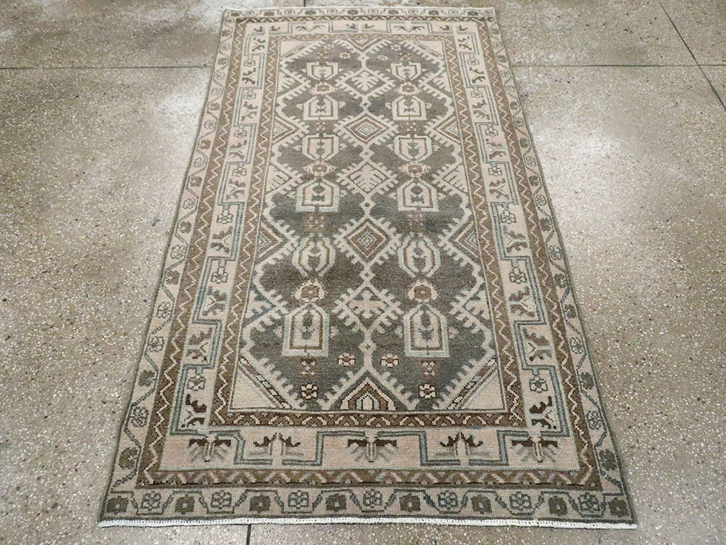 Vintage Persian Malayer Throw Rug, No.29884 - Galerie Shabab