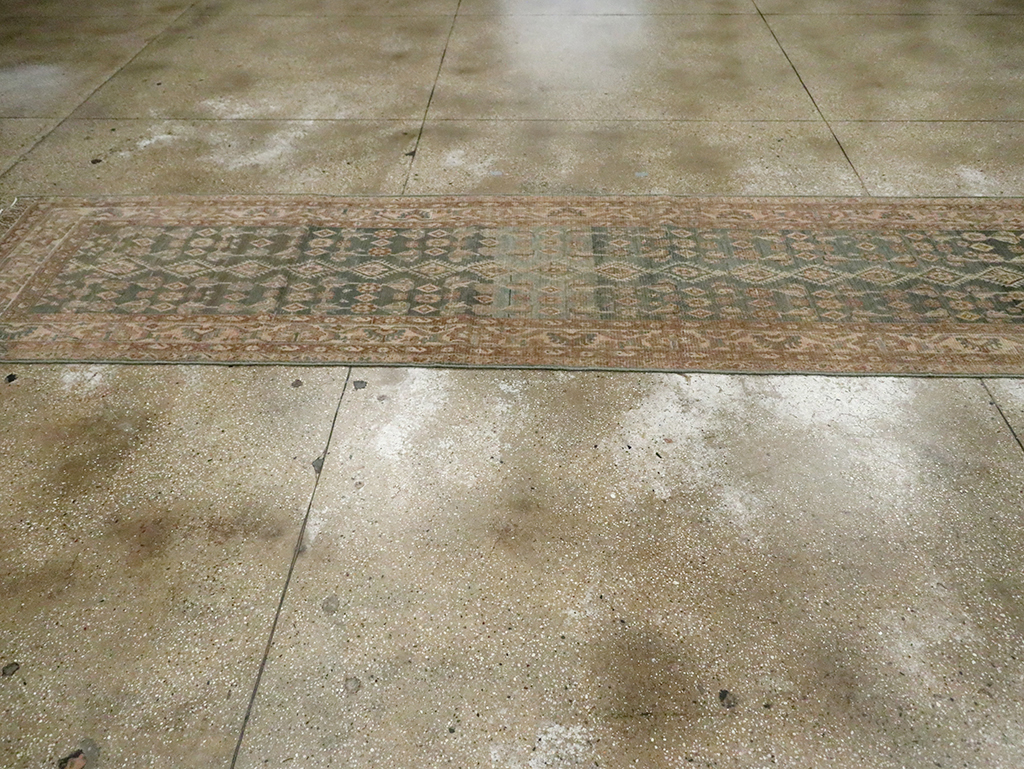 Vintage Persian Malayer Long Runner, No.29897 - Galerie Shabab