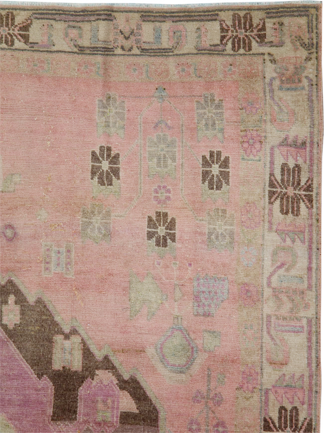 Vintage Persian Afshar Accent Rug, No.29899 - Galerie Shabab