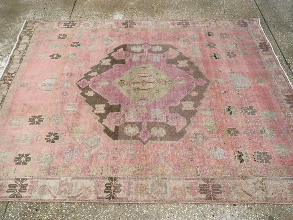 Vintage Persian Afshar Accent Rug, No.29899 - Galerie Shabab